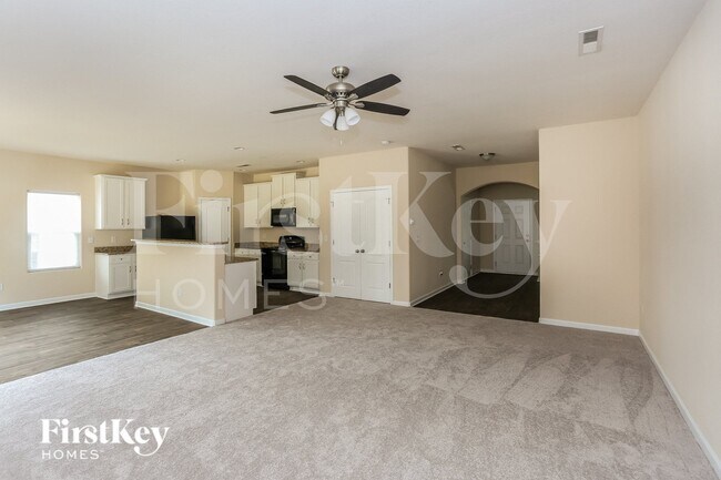 Foto del edificio - 6901 Ware Rd