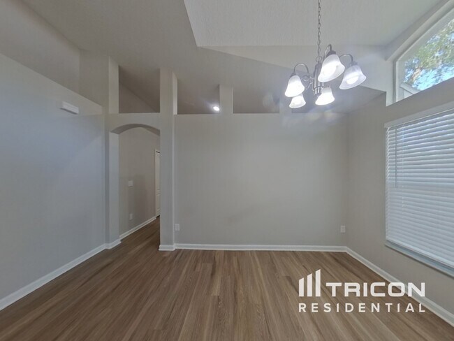 Foto del edificio - 2512 Meadow Oaks Loop