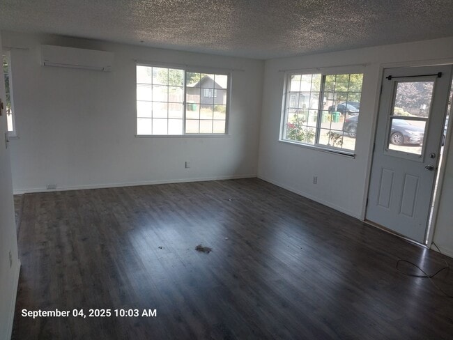 Foto del edificio - 1011 SE Locust St