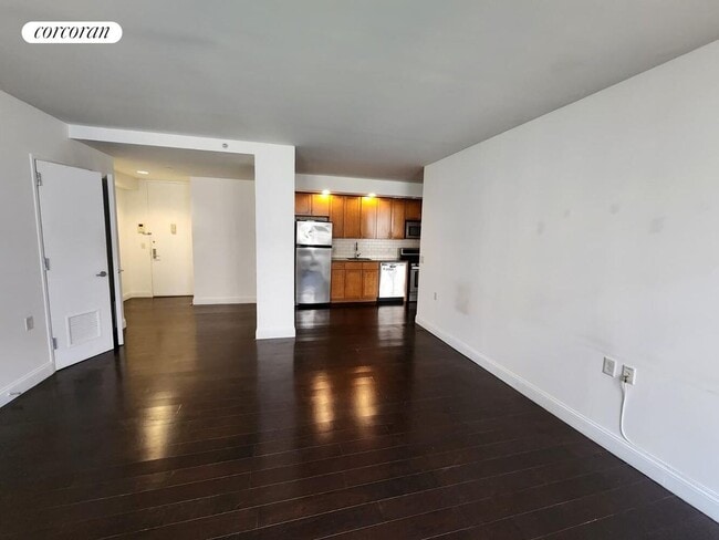 Foto del edificio - 327 E 101st St