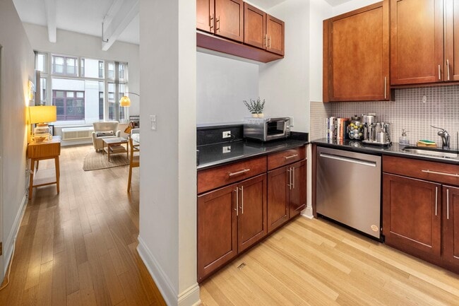 Building Photo - 1500 Hudson St