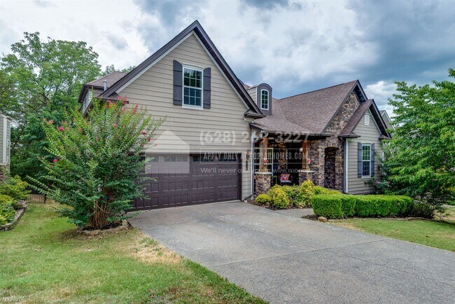Building Photo - 5 br, 4 bath House - 4640 Sawmill Place -