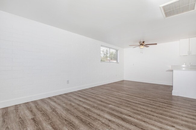 Interior Photo - Vertical North Apartments