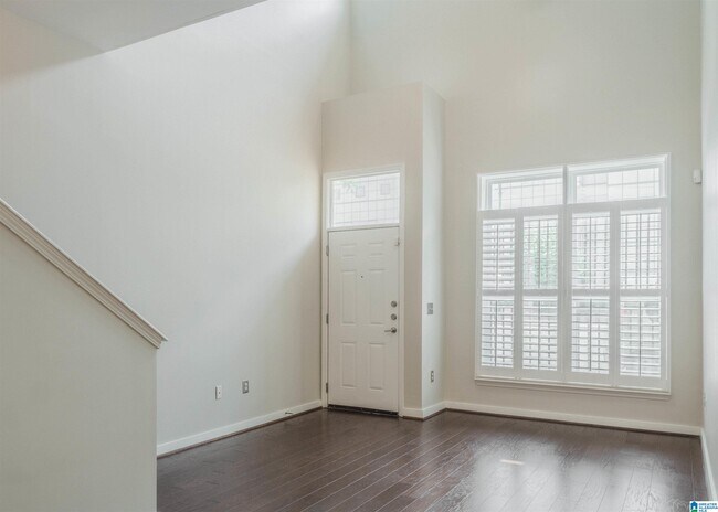 Foto del edificio - 2020 5th Ave S