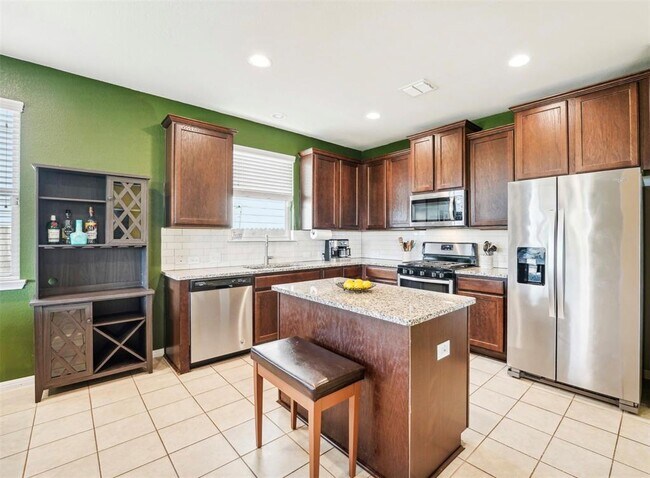Foto del edificio - 5303 Marsh Ln