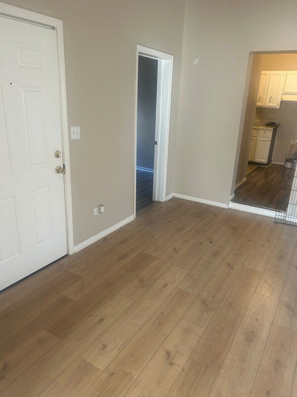 Foto del edificio - 956 E 76th St