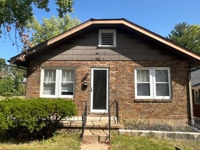 Building Photo - 7525 San Diego Ave