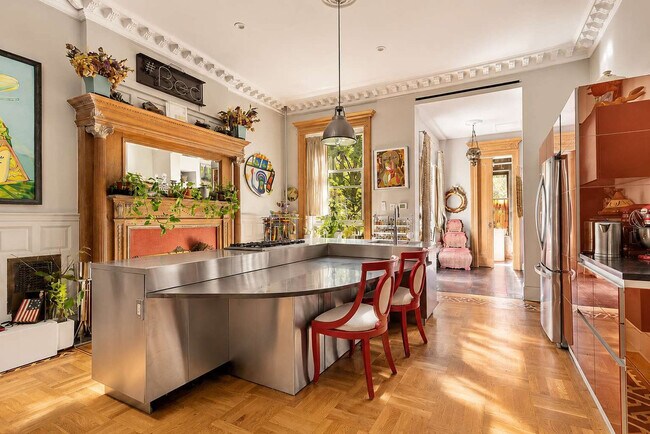 Foto del edificio - 206 W 137th St