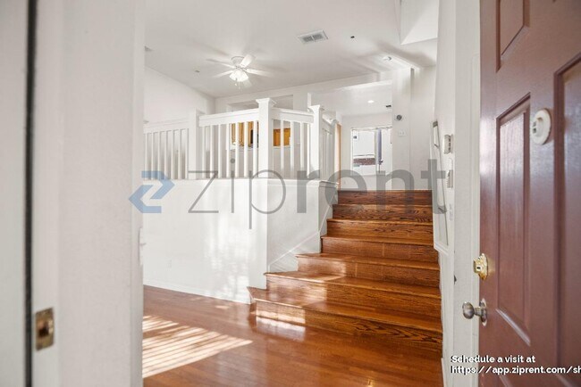 Building Photo - 1266 Koi Terrace