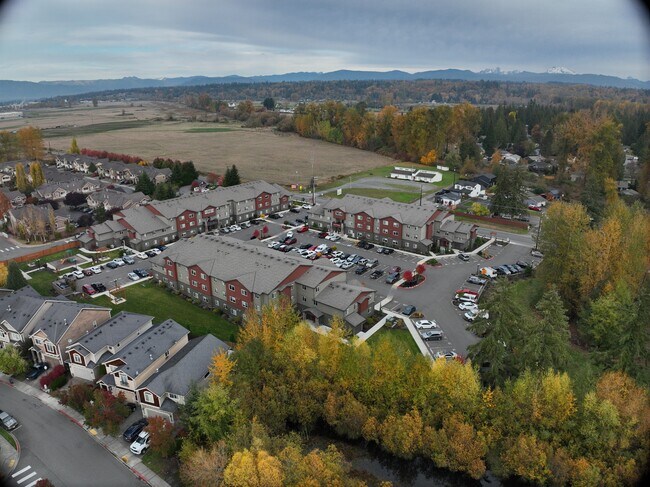 Exterior 3D - Remington Place Apartments