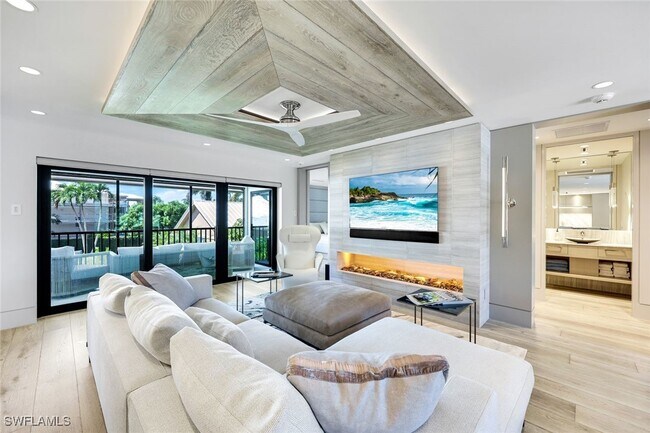 Foto del edificio - 295 5th Ave S