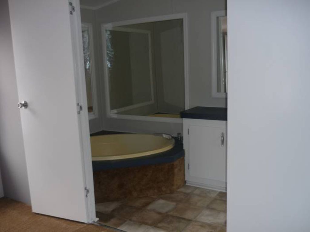 Foto del edificio - 118 Pinewood Ln