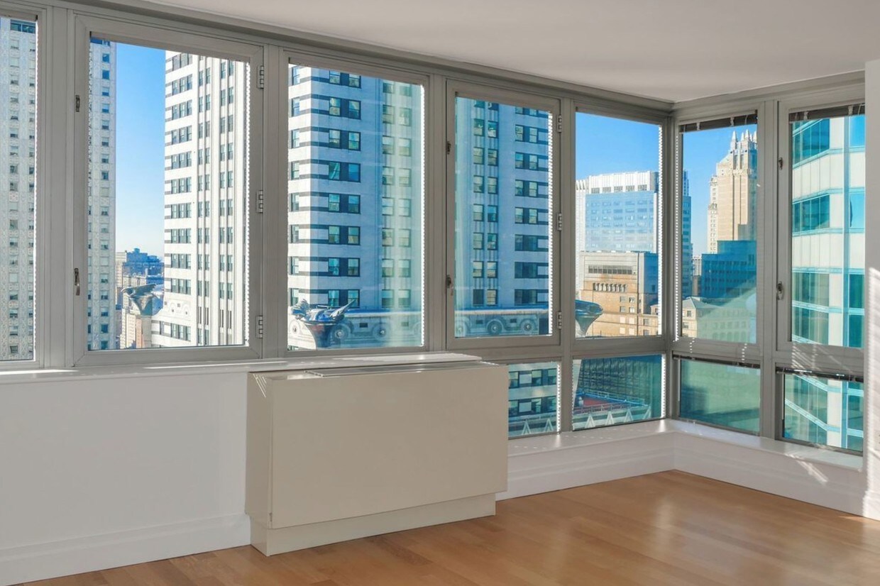 Foto principal - 155 E 44th St