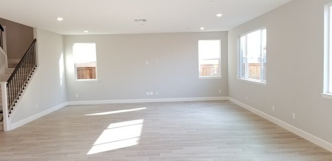 Foto del edificio - 1561 Osborn Dr