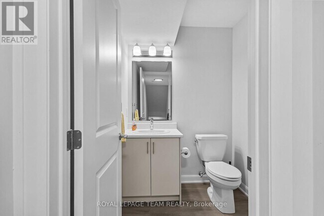 Building Photo - 301 Glenroy Gilbert Dr