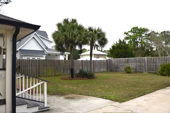 Building Photo - 39 Dorado Ct