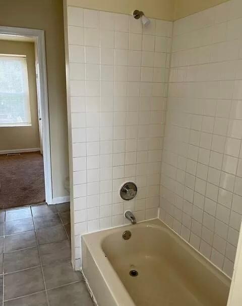 Foto del edificio - 5829 Crittenden St