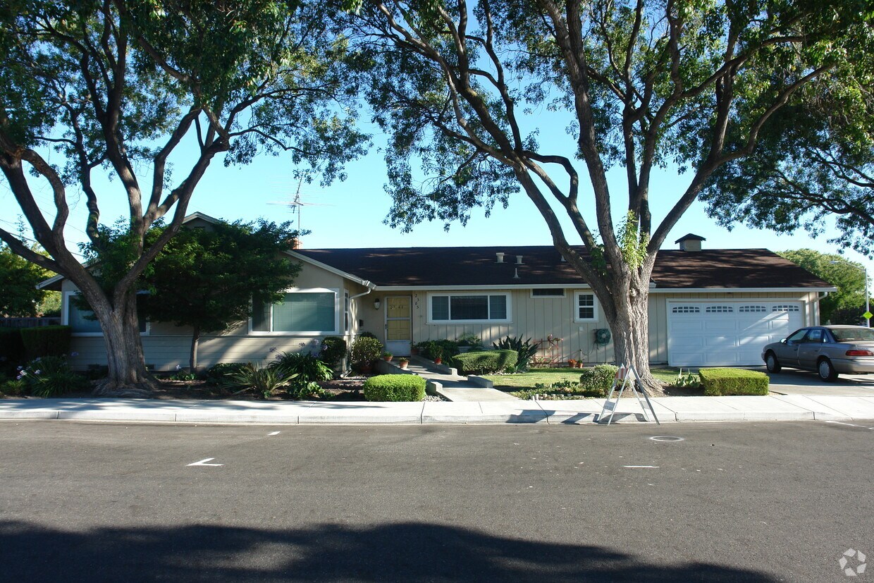 2385 Patricia Dr, Santa Clara, CA 95050 Apartments in Santa Clara, CA