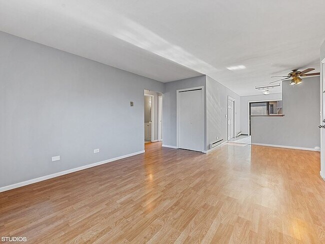 Foto del edificio - 191 N Waters Edge Dr