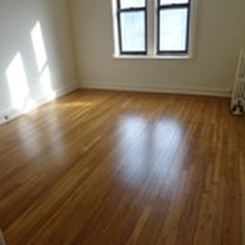 Building Photo - 250 E 237th St