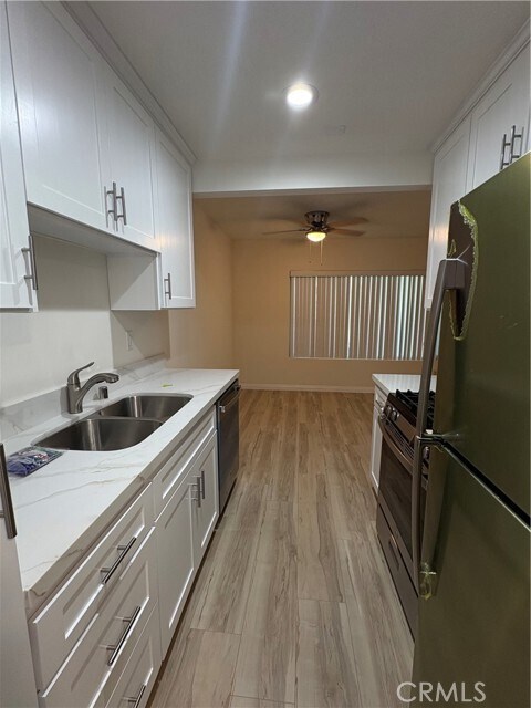 Foto del edificio - 1330 W Lambert Rd