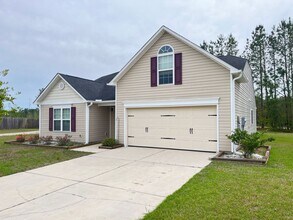 Building Photo - 692 Trap Shooter Cir