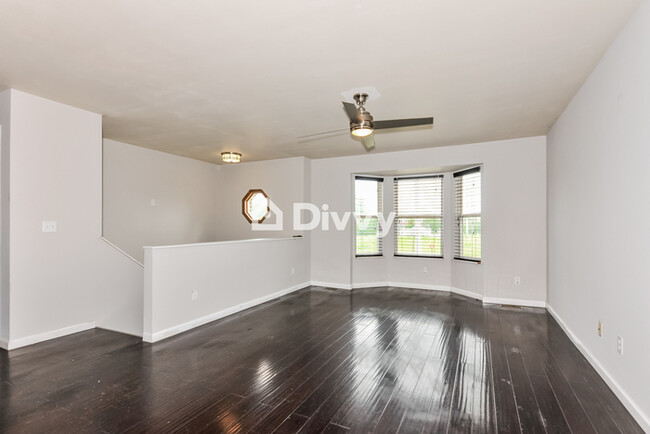 Building Photo - 9257 Cozens Ave, Saint Louis, MO 63136