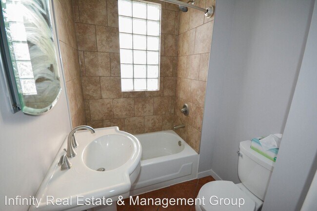 Foto del edificio - 3 br, 2 bath House - 1214 W Center St