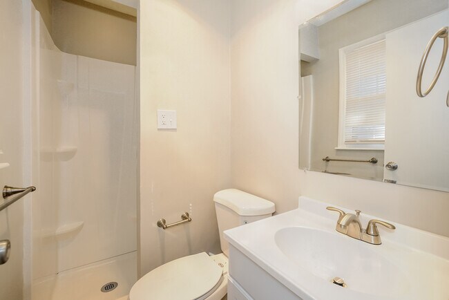 Foto del edificio - 10505 E 79th St