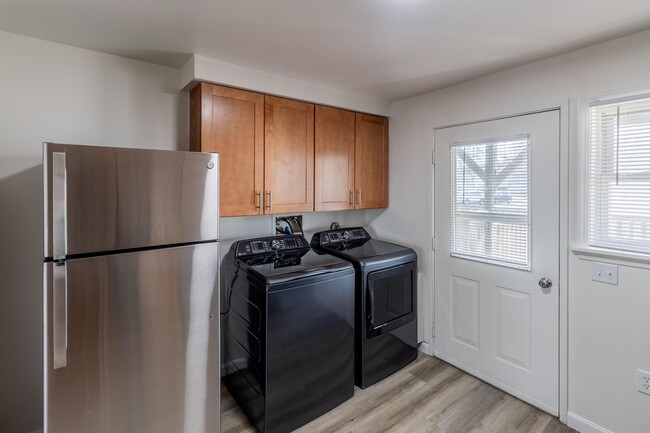 Foto del edificio - Newport Landings Apartment Community