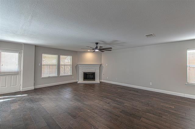 Foto del edificio - 2124 Malone Dr