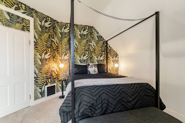 Building Photo - 1155 Josephine St