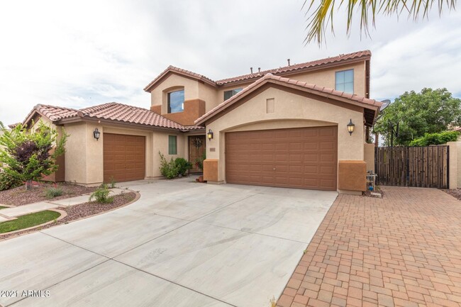 Building Photo - 4112 E Saraband Way