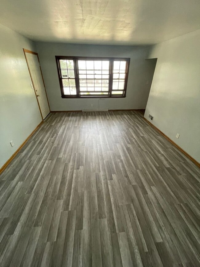 Foto del edificio - 10827 W Grant St