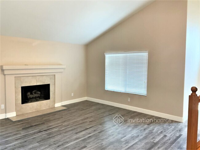 Building Photo - 2035 Shadow Brook Way