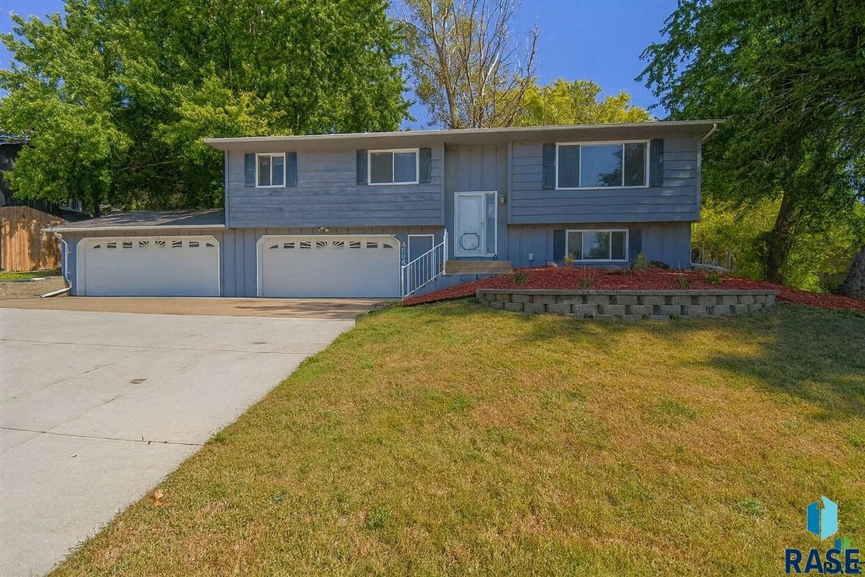 Foto principal - 4504 S Cliff Ave