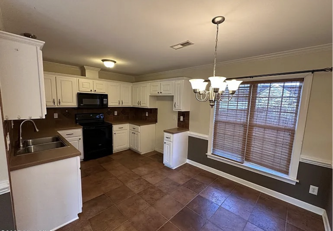 Foto del edificio - 1229 Ashmoor Ln