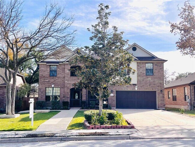 Building Photo - 2310 McKendrick Dr