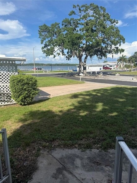 Foto del edificio - 274 Beach Ct