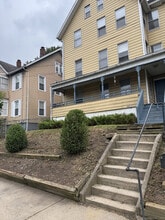 Building Photo - 30 Hull St