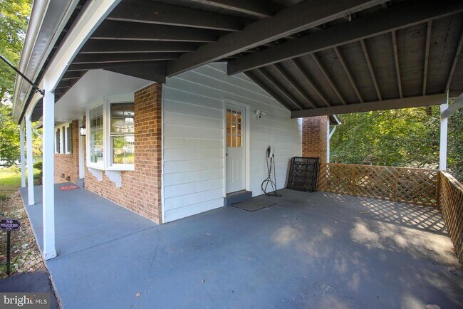 Foto del edificio - 4752 Carterwood Dr