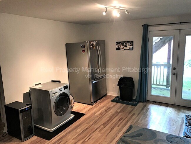 Foto del edificio - 5619 E Liberty Blvd