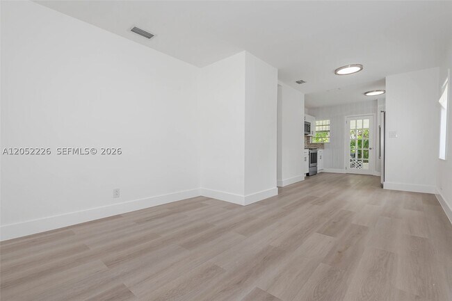 Foto del edificio - 100 SW 58th Ct