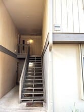 Building Photo - 1800 Park Ave