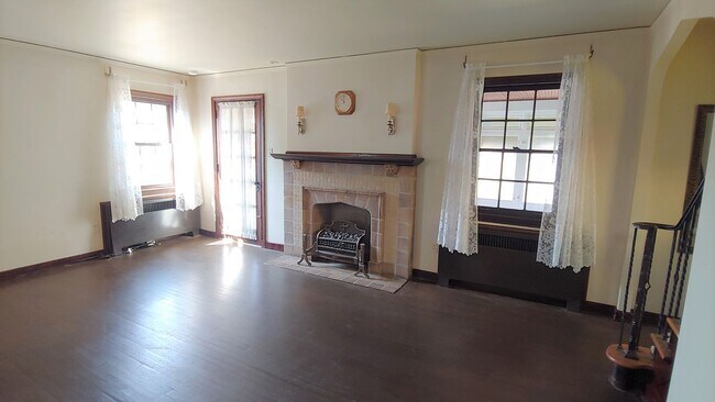 Foto del edificio - Quiet & Cozy 3BD/2BA single family home fo...
