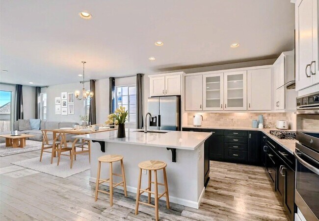 Building Photo - 5784 S Fultondale Ct