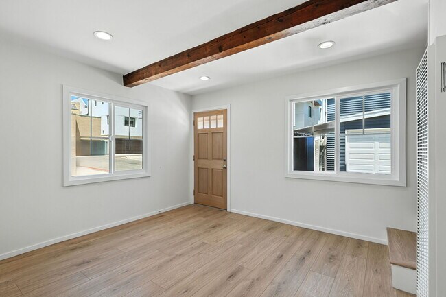 Foto del edificio - 24 3rd Ct