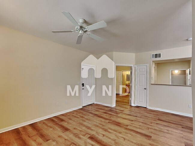 Building Photo - 8000 W Badura Ave Unit 1016