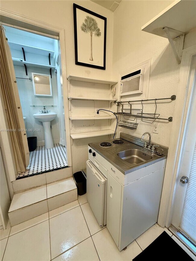 Foto del edificio - 1750 SW 16th St