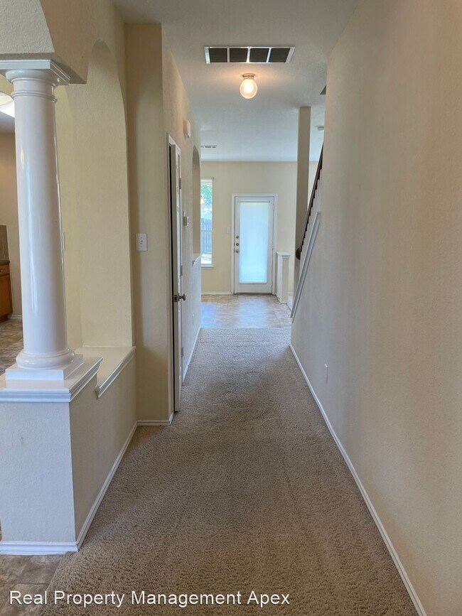 Building Photo - 3 br, 2.5 bath House - 6413 Tierra Dr.